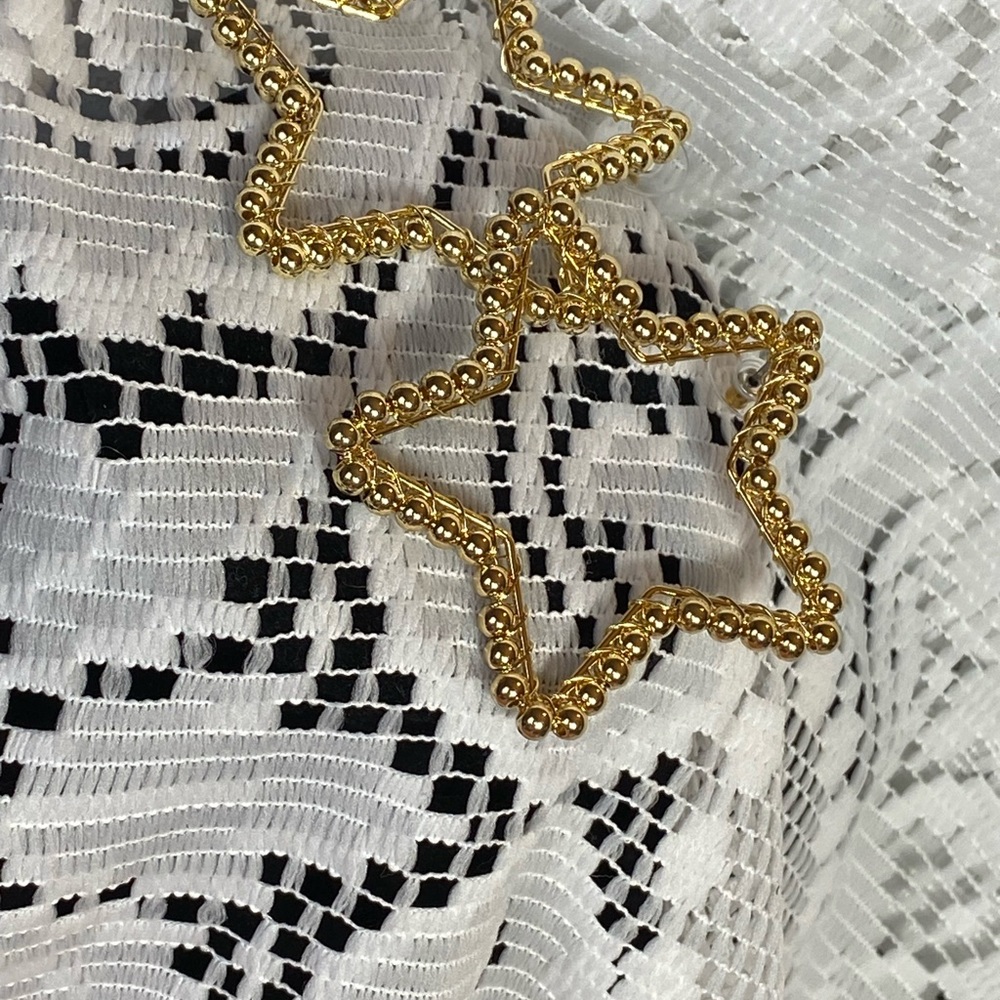 NWT SHINING BRIGHT GOLD METAL STAR EARRINGS SPECIAL FOR VALENTINE GIFT BIRTHDAY - Picture 8 of 12